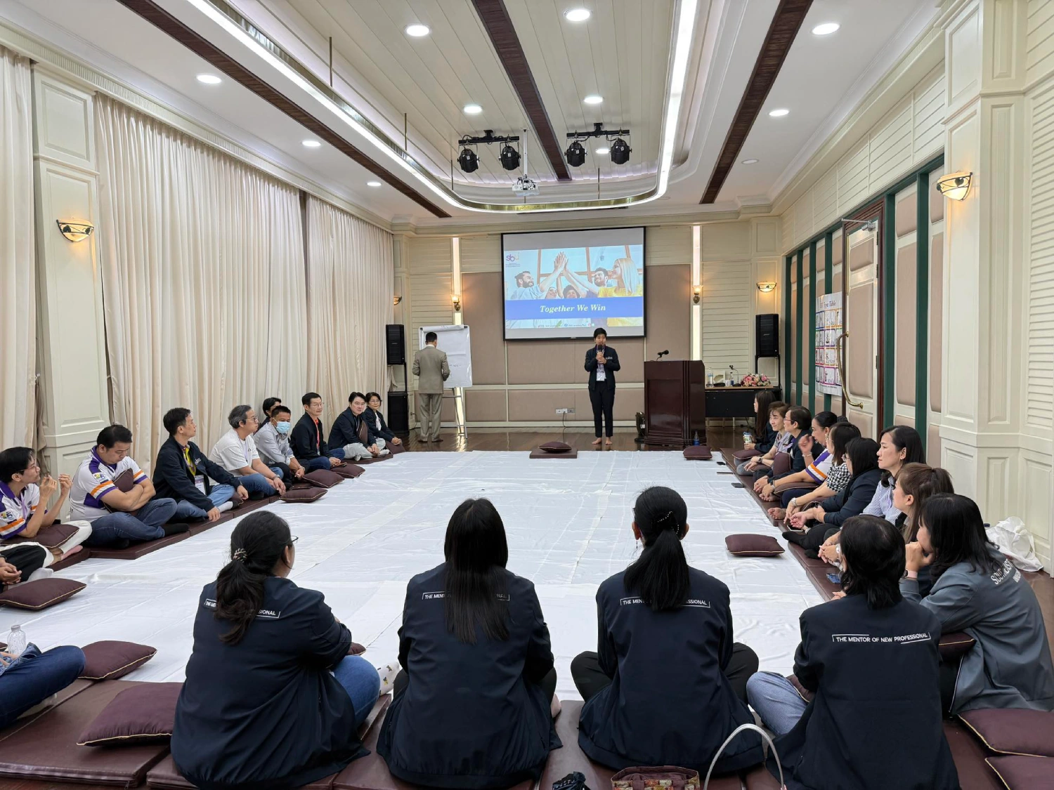 รูปภาพบรรยากาศการอบรม-6 (1)